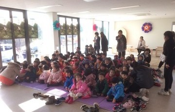 깔깔깔인형극공연_누에 공동창조공간 지역공동체 활동 연계